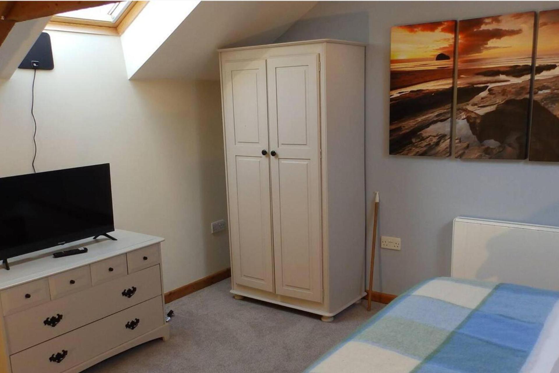1 Bed-Pet Friendly-Parking-Patio-Close To Coasts North Hill Bagian luar foto
