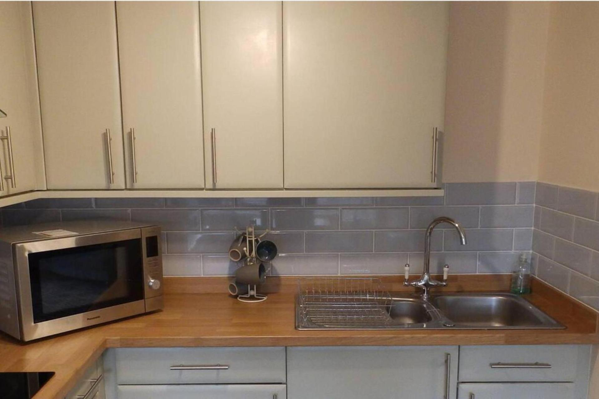 1 Bed-Pet Friendly-Parking-Patio-Close To Coasts North Hill Bagian luar foto