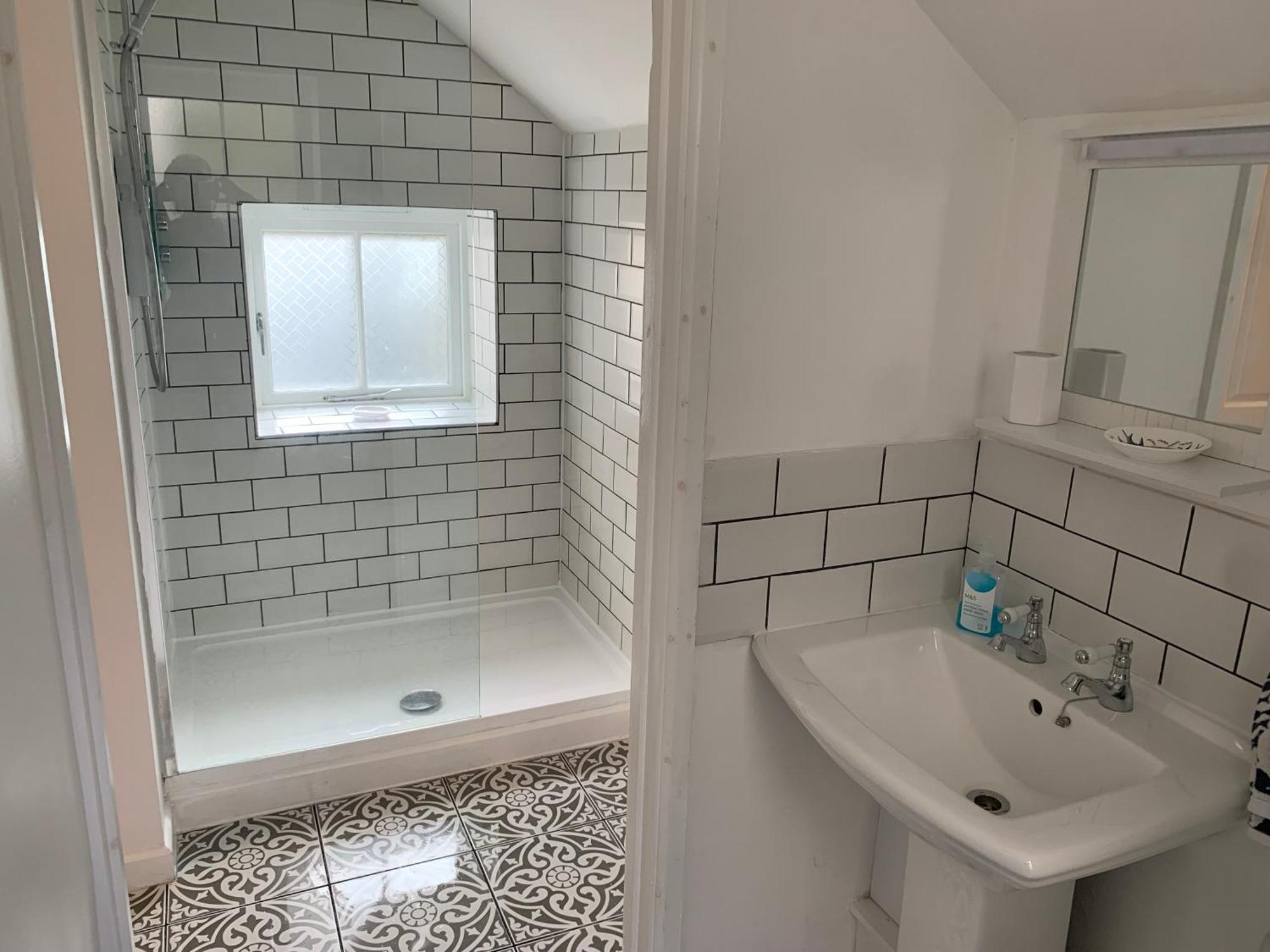 1 Bed-Pet Friendly-Parking-Patio-Close To Coasts North Hill Bagian luar foto